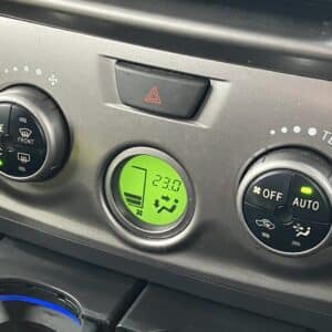 bB ZエアロGパッケージ 4WD