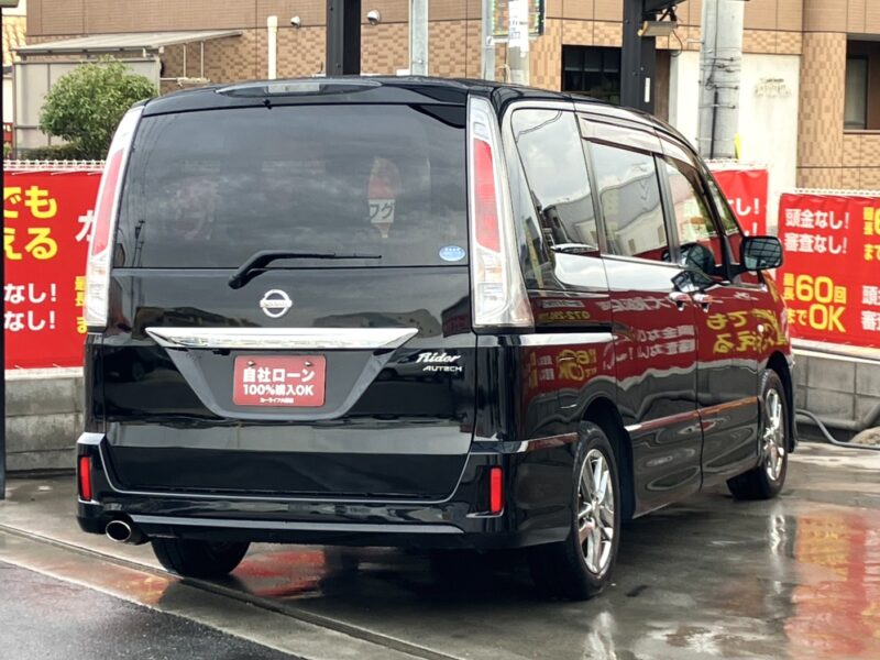 セレナ ライダー Jパッケージ