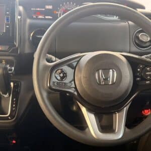 N-BOXカスタム　G・Lホンダセンシング