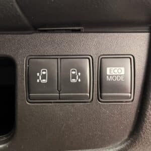 セレナ ライダー ブラックライン S-HV 【総合評価優良車】