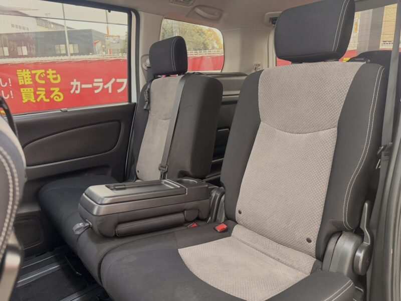 セレナ ライダー ブラックライン S-HV 【総合評価優良車】