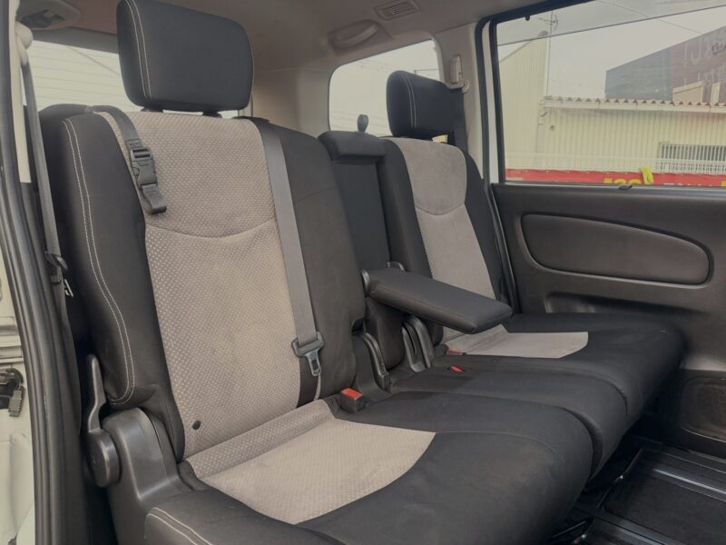 セレナ ライダー ブラックライン S-HV 【総合評価優良車】