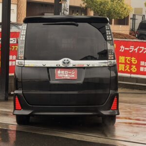 ヴォクシー　ZS