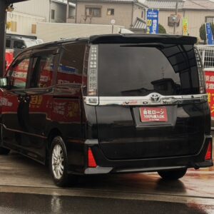 ヴォクシー　ZS