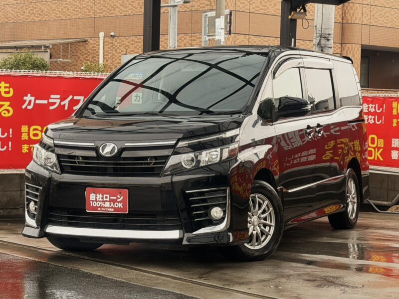 ヴォクシー　ZS