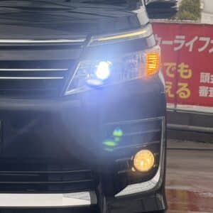 ヴォクシー　ZS　煌　【総合評価優良車】