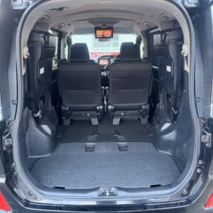 ヴォクシー　ZS