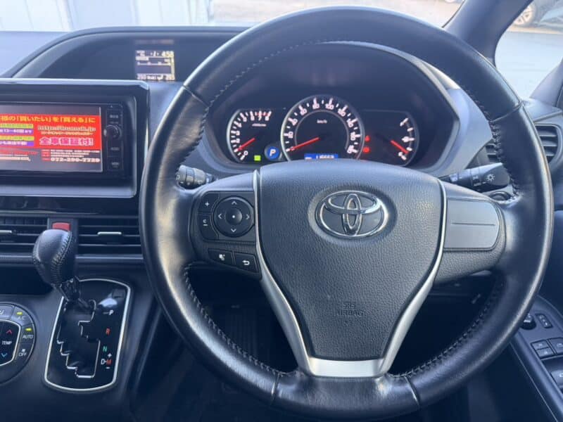 ヴォクシー ZS 煌