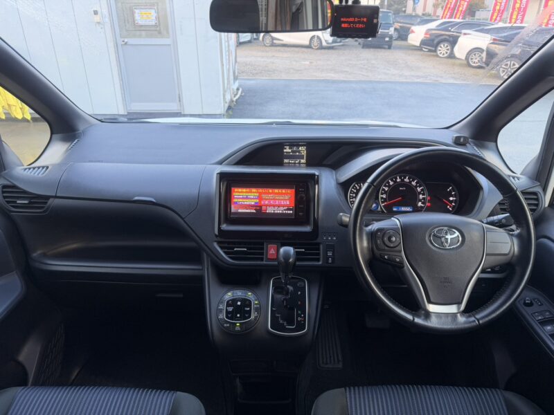 ヴォクシー ZS 煌