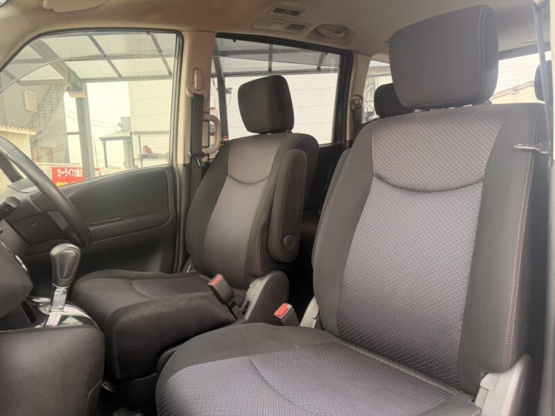 セレナ HWS S-HV Vセレクション 【総合評価優良車】