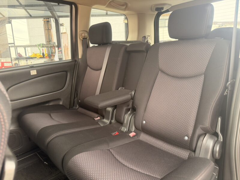 セレナ HWS S-HV Vセレクション 【総合評価優良車】