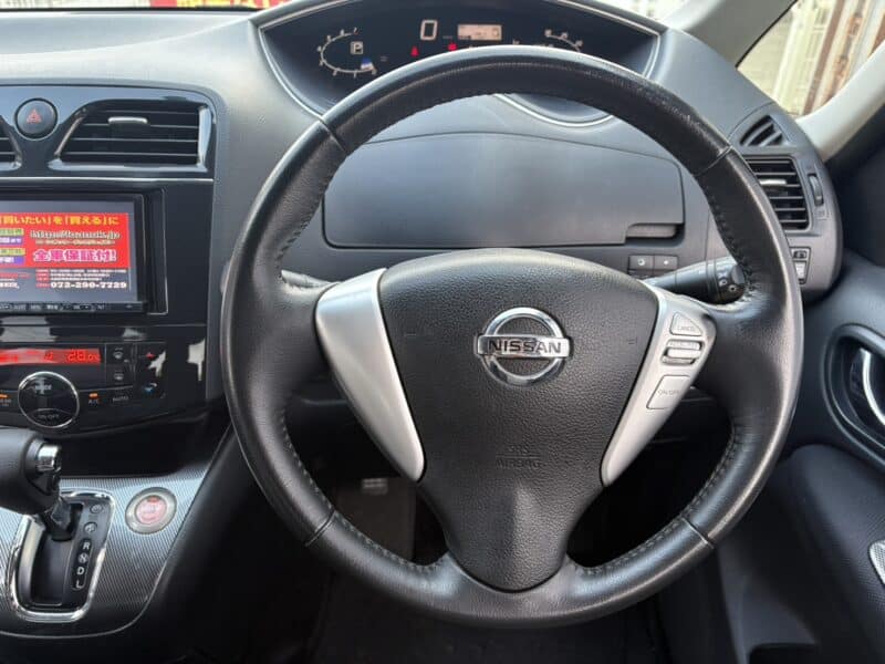 セレナ ライダーブラックライン S-HV 【総合評価優良車】