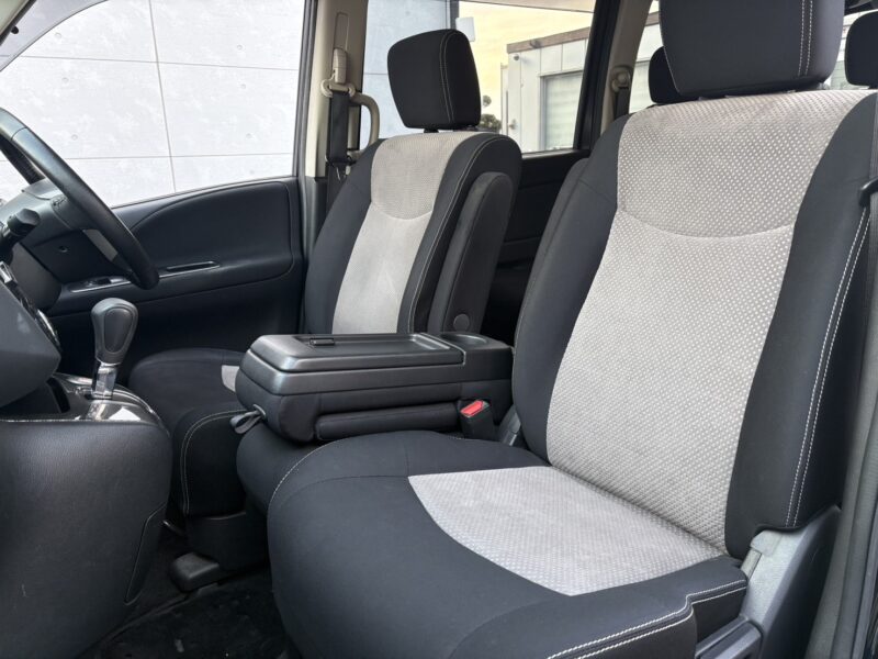 セレナ ライダーブラックライン S-HV 【総合評価優良車】