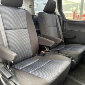 ヴォクシー　ZS