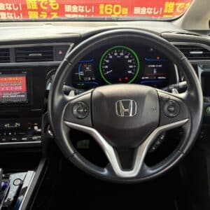 シャトル HV Z スタイルエディション