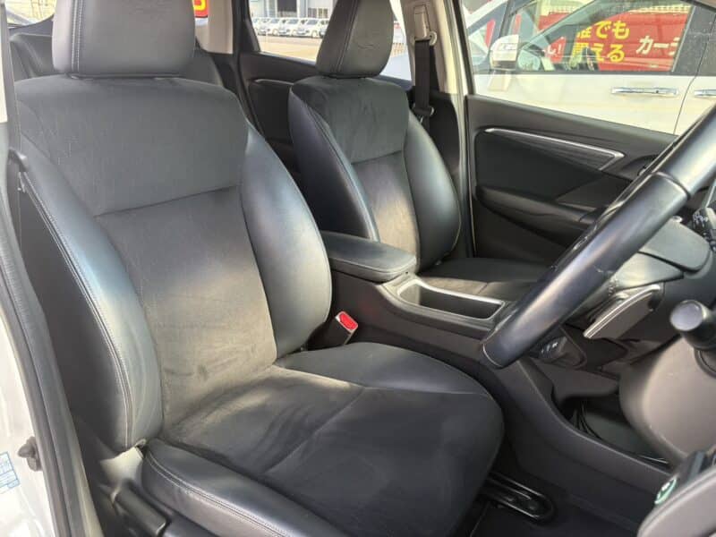 シャトル HV Z スタイルエディション