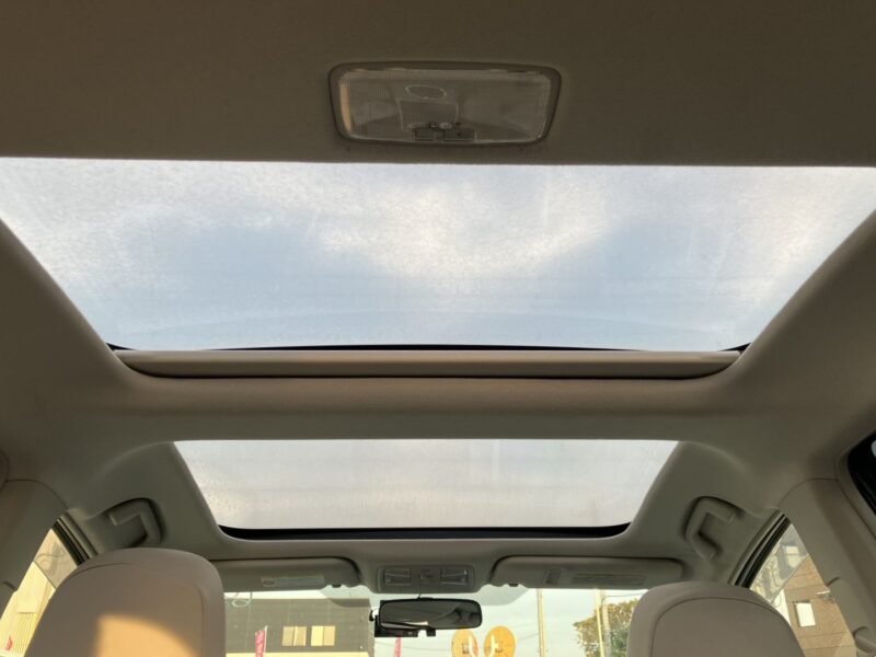 プリウスα Gツーリングセレクション スカイライトパッケージ