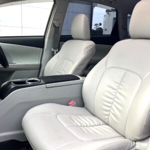 プリウスα　Gツーリングセレクション　スカイライトパッケージ