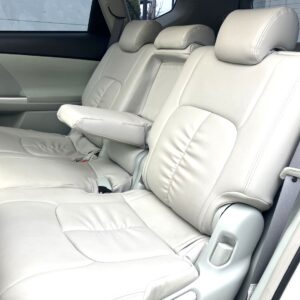 プリウスα　Gツーリングセレクション　スカイライトパッケージ