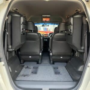 フリード　HV　ジャストセレクション【総合評価優良車】