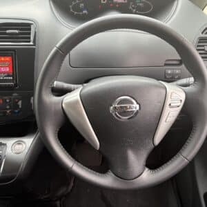 セレナ ライダー Jパッケージ