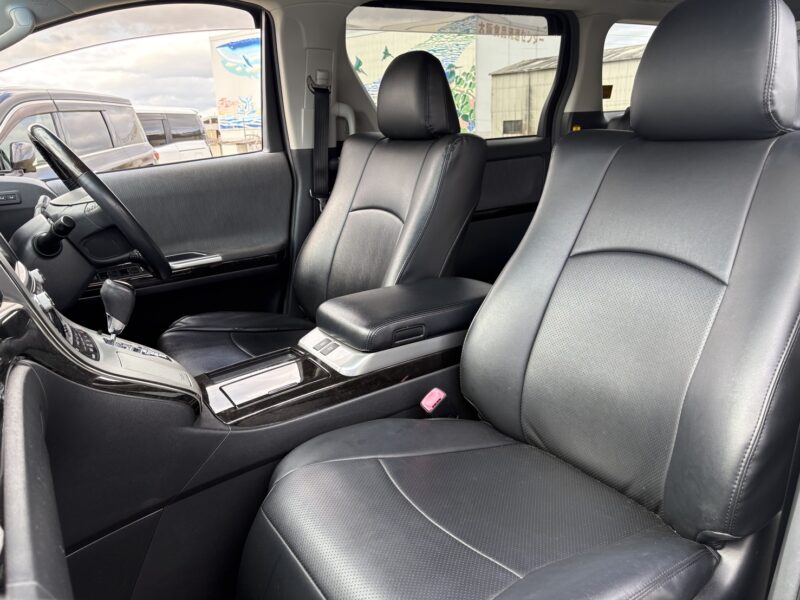 ヴェルファイアHV ZR 4WD【総合評価優良車】