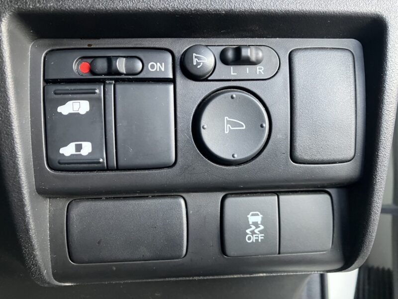 フリード HV ジャストセレクション【総合評価優良車】