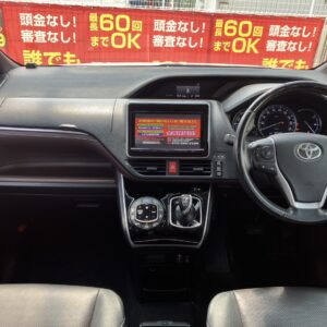 エスクァイア　HV　Gi