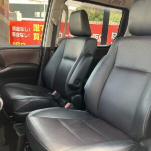 エスクァイア　HV　Gi