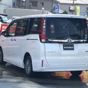 エスクァイア　HV　Gi