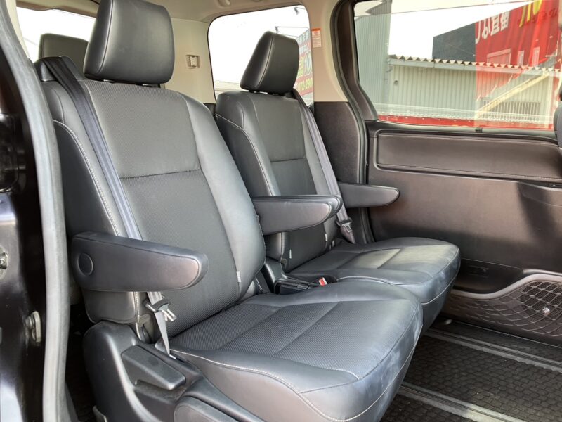 エスクァイア HV Gi