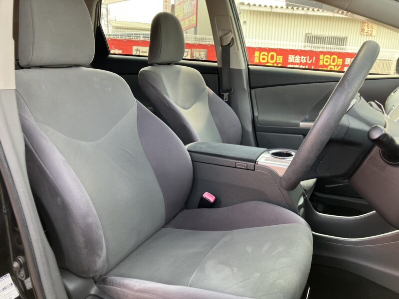 プリウスα S Lセレクション