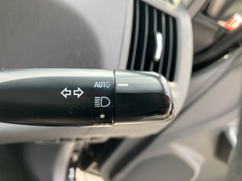 プリウスα S Lセレクション