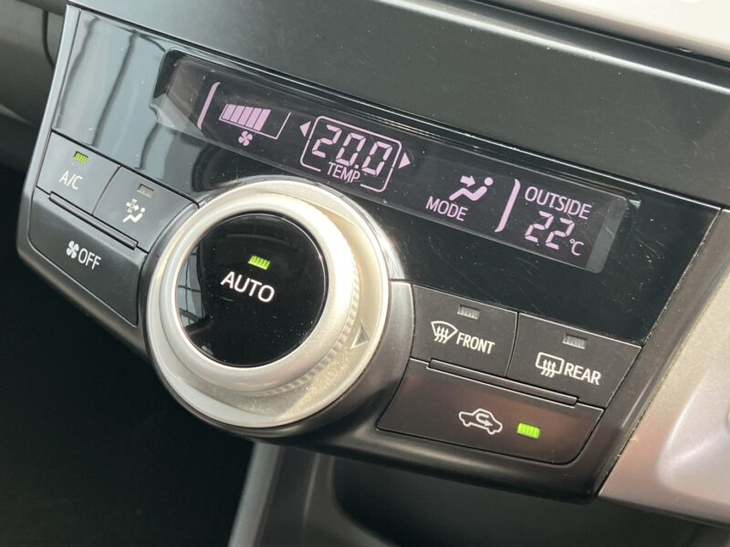 プリウスα S Lセレクション