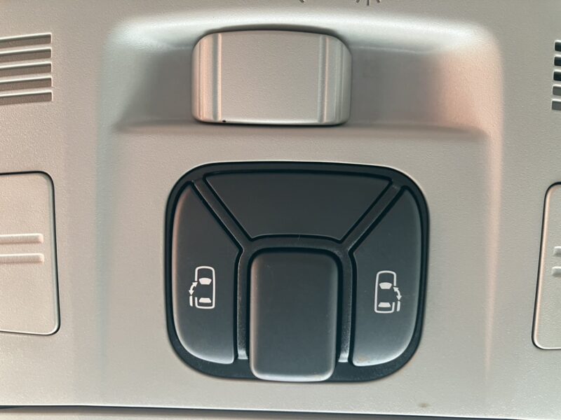 ヴェルファイア 2.4Z【総合評価優良車】