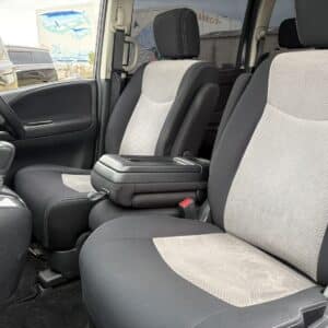 セレナ　ライダーブラックライン　S-HV