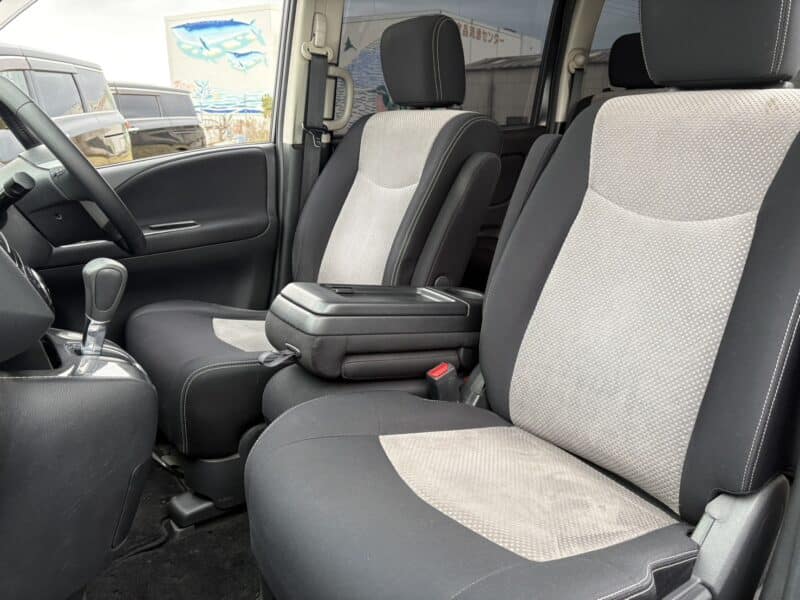 セレナ ライダーブラックライン S-HV