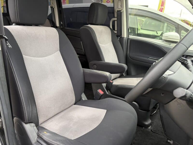 セレナ ライダーブラックライン S-HV