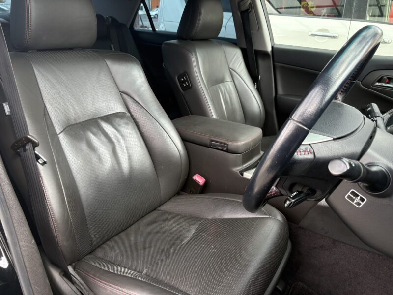 クラウン 2.5アスリート アニバーサリーエディション ムーンルーフパッケージ