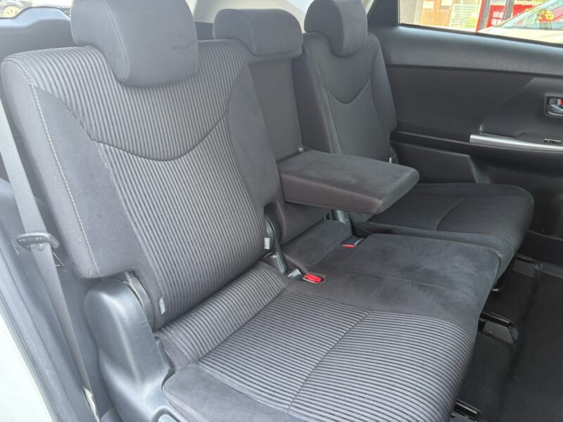 プリウスα Sツーリングセレクション