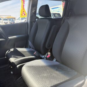 フリードスパイクハイブリッド　ジャストセレクション