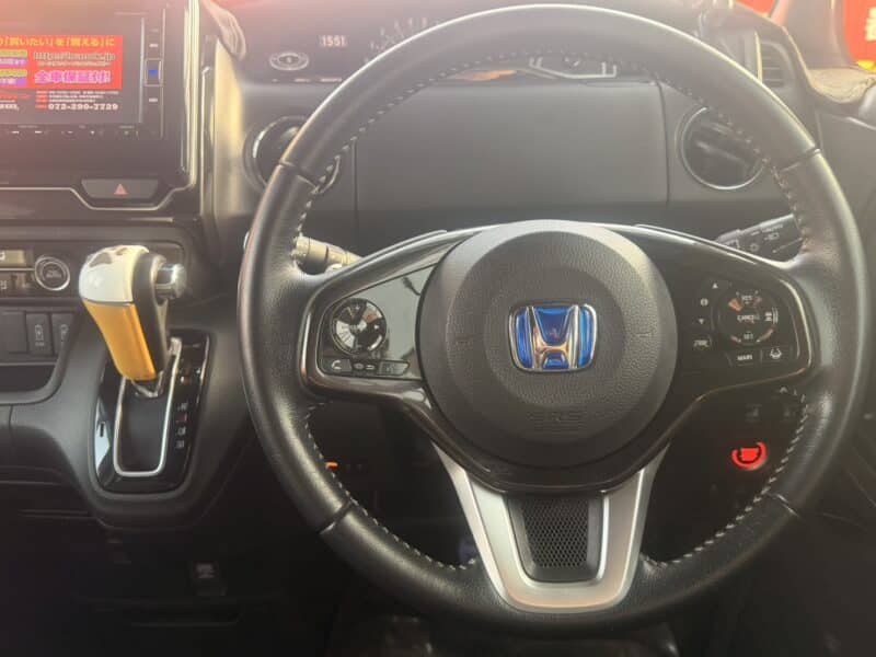 N-BOXカスタム G Lターボ ホンダセンシング