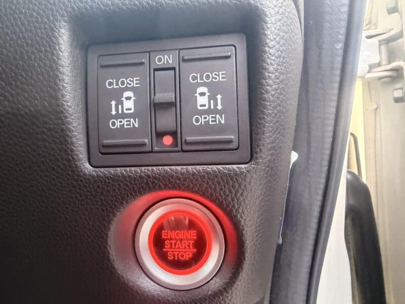 N-BOXカスタム G Lターボ ホンダセンシング