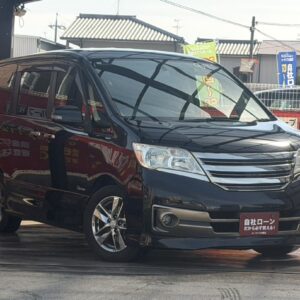 セレナ　ライダーブラックライン　S-HV