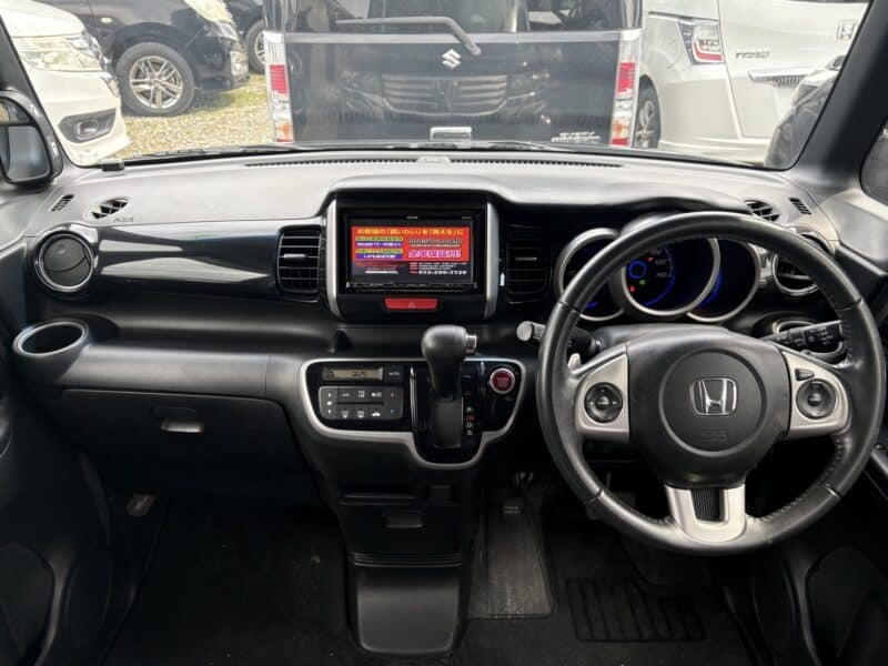 N-BOXカスタム G ターボ Lパッケージ 【総合評価優良車】