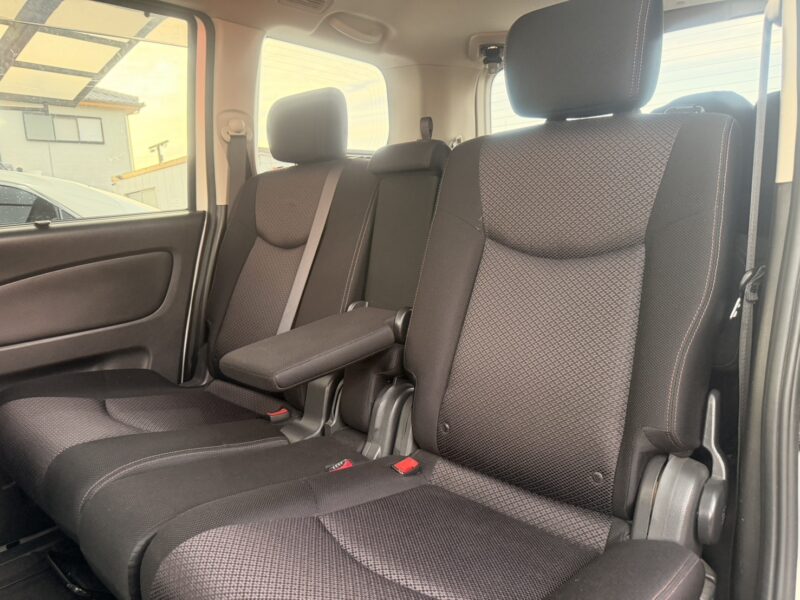 セレナ HWS S-HV 【総合評価優良車】