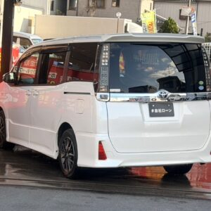 ヴォクシー　ZS