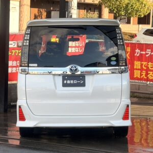 ヴォクシー　ZS