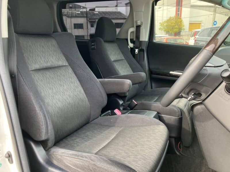 アルファード 240S Cパッケージ