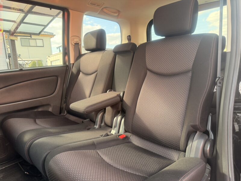 セレナ ハイウェイスター